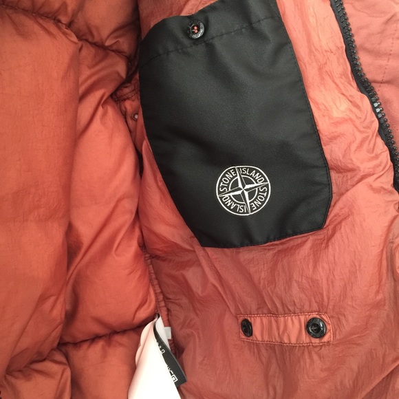 Authentic Stone island garment dyed crinkle puffer Jacket - Picture 4 of 7